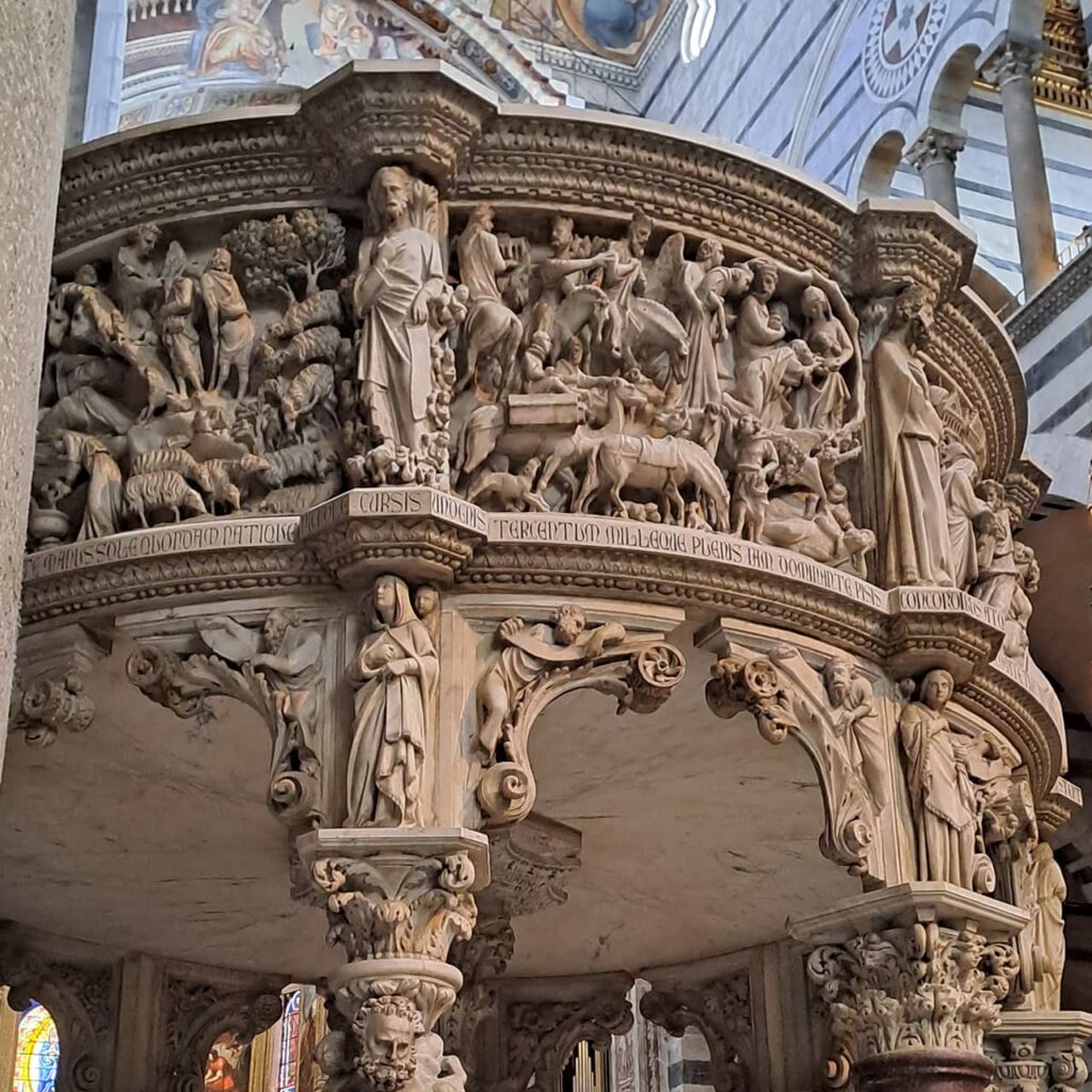 cathédrale de pise chaire Giovanni Pisano